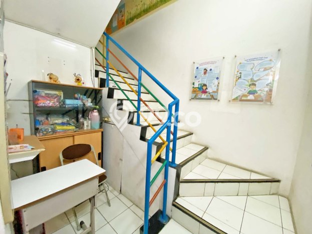 Ruko Bagus Dijual LB 287m2 Lokasi Strategis Jakarta Selatan Area Cocok untuk Berbisnis Ruko Bagus Dijual LB 287m2 Lokasi Strategis Jakarta Selatan Area Cocok untuk Berbisnis