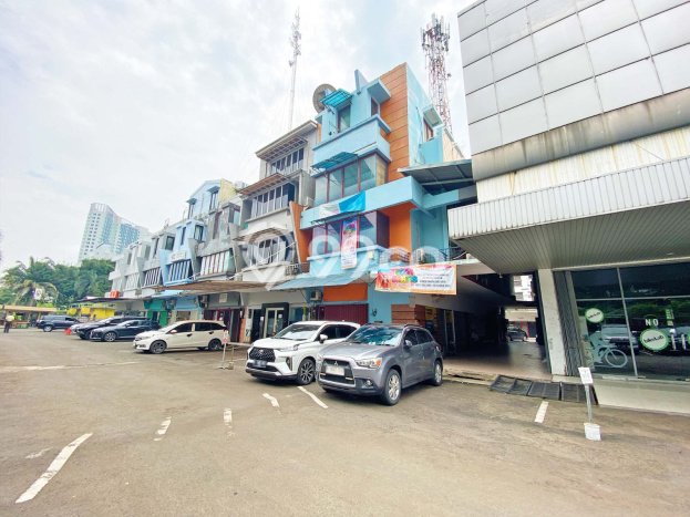 Ruko Bagus Dijual LB 287m2 Lokasi Strategis Jakarta Selatan Area Cocok untuk Berbisnis Ruko Bagus Dijual LB 287m2 Lokasi Strategis Jakarta Selatan Area Cocok untuk Berbisnis