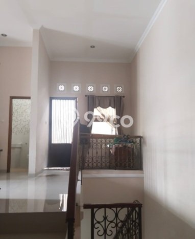 Rumah Strategis di Pusat Kota Ngesrep, Semarang - LT 115m² Rumah Strategis di Pusat Kota Ngesrep, Semarang - LT 115m²