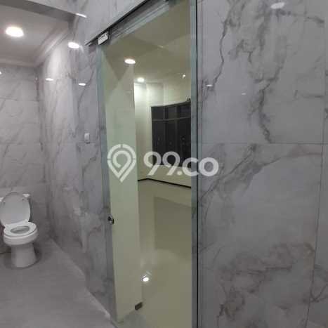 Rumah Premium LT 360m² / LB 500m² di Kompleks Perumahan Ngesrep, Semarang Rumah Premium LT 360m² / LB 500m² di Kompleks Perumahan Ngesrep, Semarang