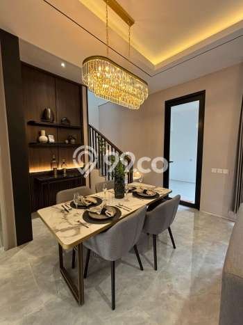 Rumah di Ngesrep, LT 162m², LB 136m² Rumah di Ngesrep, LT 162m², LB 136m²