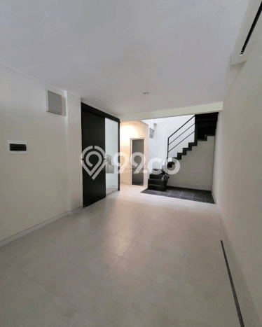 Rumah Luxury Modern Tanpa Renovasi di Citragrand Semarang Rumah Luxury Modern Tanpa Renovasi di Citragrand Semarang