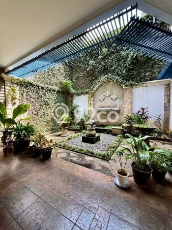 Siap Huni Rumah Mewah 2 Kamar di Kebayoran Baru Dekat ke Mana Saja Siap Huni Rumah Mewah 2 Kamar di Kebayoran Baru Dekat ke Mana Saja
