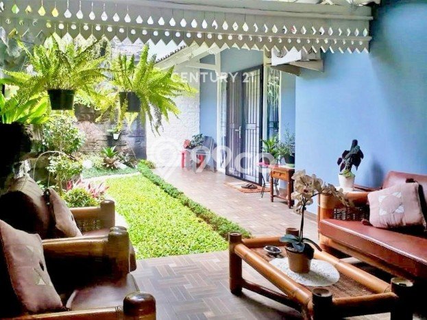 Jual Rumah Luas Elegan Dengan View Eksklusif di Sektor 9-Bintaro, Tangerang Selatan Jual Rumah Luas Elegan Dengan View Eksklusif di Sektor 9-Bintaro, Tangerang Selatan
