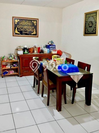 Rumah Elit LB 180m2 Siap Pakai Desain Elegan di Bintaro, Tangerang Selatan Rumah Elit LB 180m2 Siap Pakai Desain Elegan di Bintaro, Tangerang Selatan