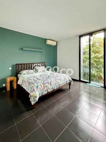 Rumah Elit Modern Siap Huni di Lebak Bulus Jakarta Selatan Rumah Elit Modern Siap Huni di Lebak Bulus Jakarta Selatan