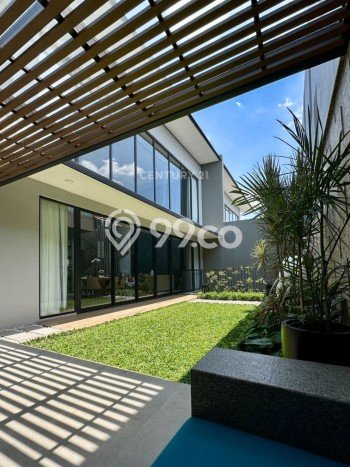 Ready to Use! Premium House LT 390m2 Desain Modern di BSD City Ready to Use! Premium House LT 390m2 Desain Modern di BSD City