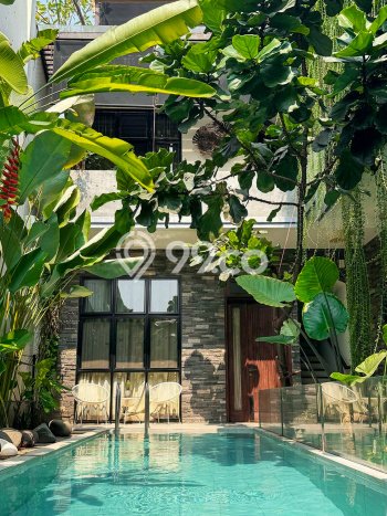 Ready to Use! Luxury House LT 261m2 Desain Elegan di Pejaten Ready to Use! Luxury House LT 261m2 Desain Elegan di Pejaten