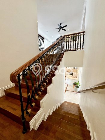 Jarang Ada! Rumah Kontrakan 4 Kamar Nyaman Siap Huni Pondok Indah Jarang Ada! Rumah Kontrakan 4 Kamar Nyaman Siap Huni Pondok Indah