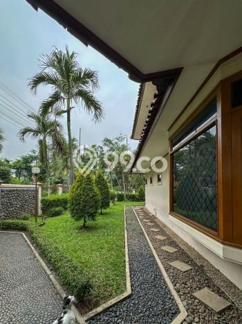 Rumah Bagus Disewakan di Pondok Indah, Jakarta Selatan LT 700m2, LB 550m2 Rumah Bagus Disewakan di Pondok Indah, Jakarta Selatan LT 700m2, LB 550m2