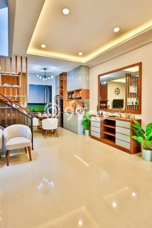 Rumah Luxury Modern Tanpa Renovasi di Pondok Indah Jakarta Selatan Rumah Luxury Modern Tanpa Renovasi di Pondok Indah Jakarta Selatan