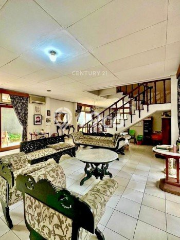 Hot Offer Hunian Premium Ideal dan Luas di Kebayoran Baru, Jakarta Selatan Hot Offer Hunian Premium Ideal dan Luas di Kebayoran Baru, Jakarta Selatan