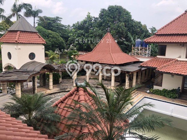 Rumah Luxury Modern Siap Huni di Pondok Indah Jakarta Selatan Rumah Luxury Modern Siap Huni di Pondok Indah Jakarta Selatan