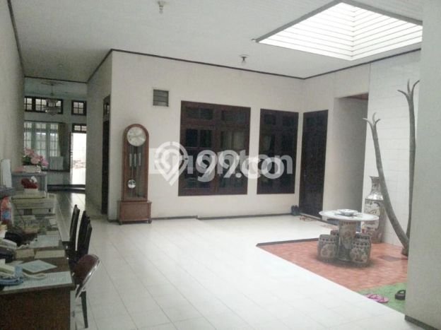 Siap Huni Hunian Elit 5 Kamar di Semarang Tengah Dekat ke Mana Pun Siap Huni Hunian Elit 5 Kamar di Semarang Tengah Dekat ke Mana Pun