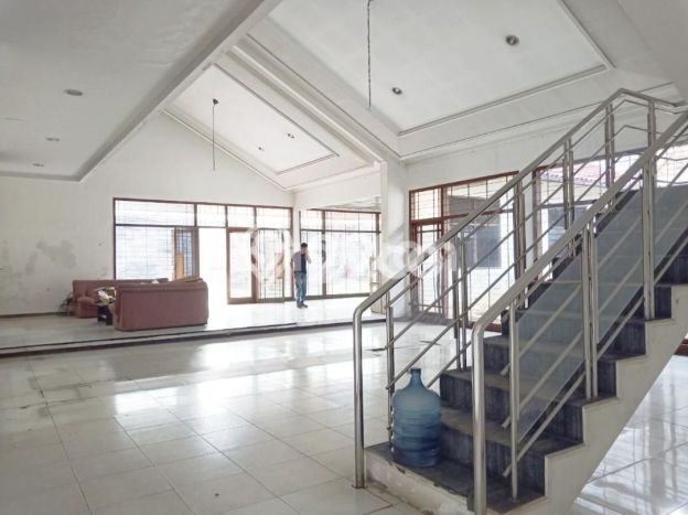 Dijual Rumah Mewah Exclusive di Gajah Mungkur, Semarang Dijual Rumah Mewah Exclusive di Gajah Mungkur, Semarang