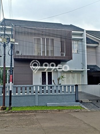 Rumah Mewah LB 216m2 Siap Pakai Desain Elegan di BSD City, Tangerang Rumah Mewah LB 216m2 Siap Pakai Desain Elegan di BSD City, Tangerang