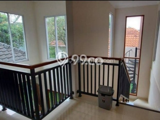 Dijual Rumah Mewah Elegan Dengan View Cantik di BSD City, Tangerang Dijual Rumah Mewah Elegan Dengan View Cantik di BSD City, Tangerang