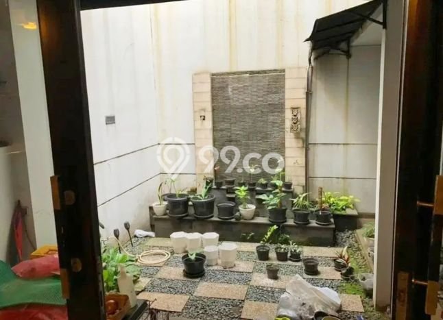 Rumah Luxury Modern Tanpa Renovasi di Bintaro Tangerang Selatan Rumah Luxury Modern Tanpa Renovasi di Bintaro Tangerang Selatan