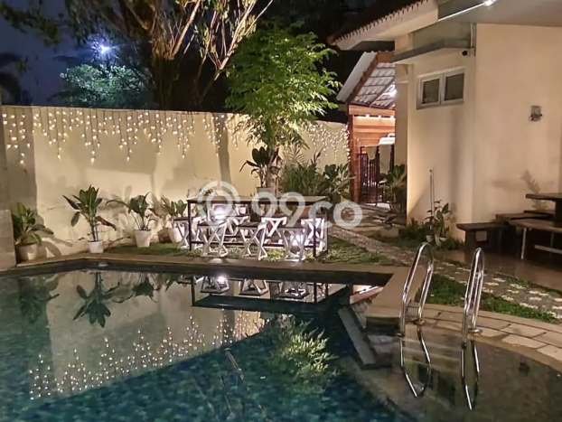 For Sale! Luxury House LT 499m2 Desain Elegan di BSD City For Sale! Luxury House LT 499m2 Desain Elegan di BSD City