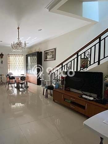 Jual Rumah Mewah Megah Dengan View Eksklusif di Gading Serpong, Tangerang Jual Rumah Mewah Megah Dengan View Eksklusif di Gading Serpong, Tangerang