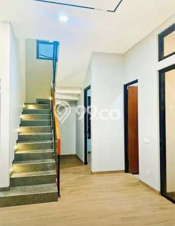 Hunian Eksklusif Dijual LT 159m2 di BSD, Tangerang Selatan Hunian Eksklusif Dijual LT 159m2 di BSD, Tangerang Selatan