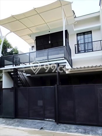 Dijual Rumah Mewah Exclusive di BSD, Tangerang Selatan Dijual Rumah Mewah Exclusive di BSD, Tangerang Selatan