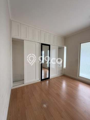 Rumah Elit Modern Tanpa Renovasi di Gading Serpong Tangerang Rumah Elit Modern Tanpa Renovasi di Gading Serpong Tangerang