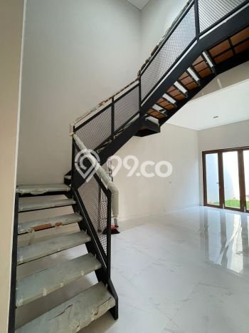 Rumah Luas Asri 4 KT Siap Pakai di Ciater Tangerang Rumah Luas Asri 4 KT Siap Pakai di Ciater Tangerang