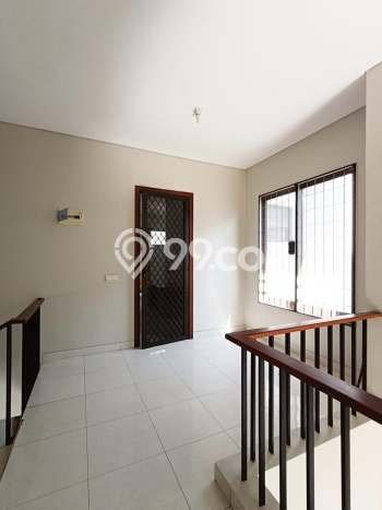 Siap Huni Hunian Elit 3 Kamar di BSD Dekat ke Mana Saja Siap Huni Hunian Elit 3 Kamar di BSD Dekat ke Mana Saja