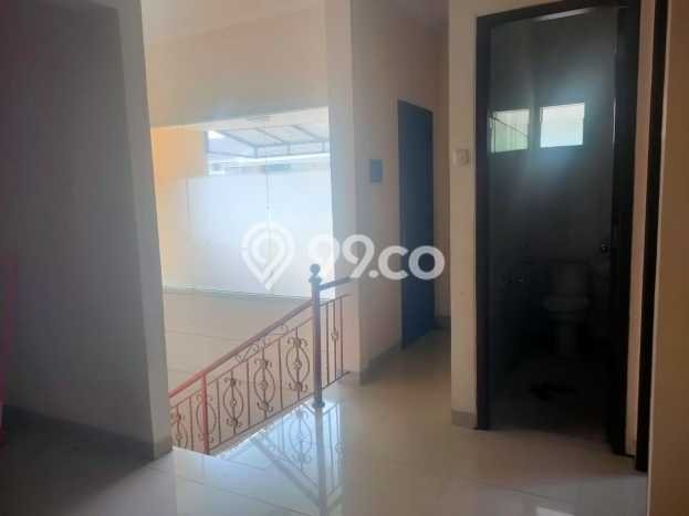 Lokasi terbaik! Rumah siap huni disewakan di BSD LB 210m2 Lokasi terbaik! Rumah siap huni disewakan di BSD LB 210m2