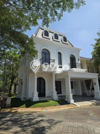 Rumah Elit Modern Siap Huni di BSD Tangerang Rumah Elit Modern Siap Huni di BSD Tangerang