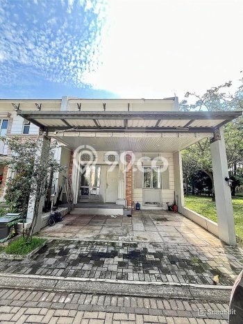 For Sale Hunian Rumah Terawat 2 KT di BSD, Tangerang For Sale Hunian Rumah Terawat 2 KT di BSD, Tangerang