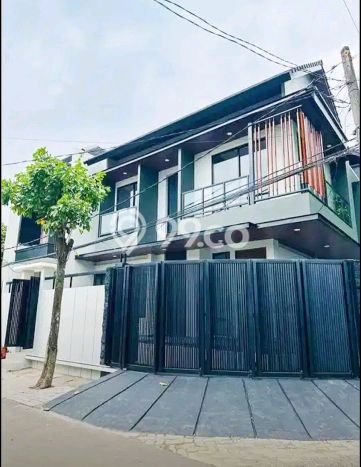 Hunian Mewah LB 187m2 Siap Huni Desain Elegan di BSD, Tangerang Hunian Mewah LB 187m2 Siap Huni Desain Elegan di BSD, Tangerang