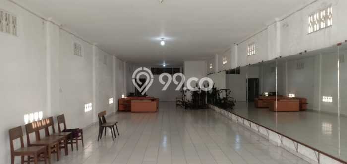 Ruko Dijual di Makassar LT 366m2 & LB 573m2 Lokasi Terbaik! Ruko Dijual di Makassar LT 366m2 & LB 573m2 Lokasi Terbaik!