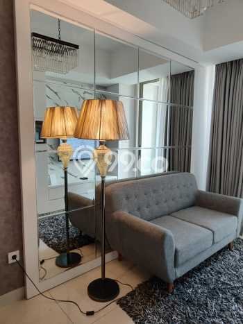 Apartemen Disewakan 2 Kamar Hemat Siap Huni di Jakarta Barat, Luas 50m2 Apartemen Disewakan 2 Kamar Hemat Siap Huni di Jakarta Barat, Luas 50m2