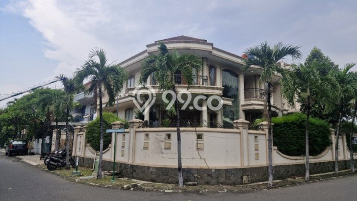 Hot Offer Hunian Mewah Ideal dan Luas di Kembangan, Jakarta Barat Hot Offer Hunian Mewah Ideal dan Luas di Kembangan, Jakarta Barat