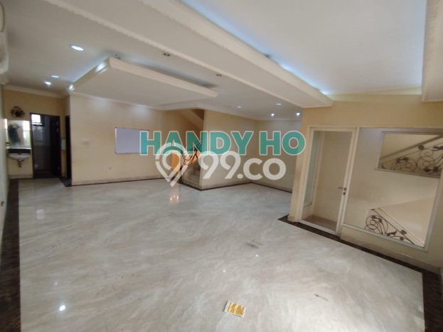 Sewa Rumah Murah di Pantai Indah Kapuk Jakarta Utara Punya 5 KT Sewa Rumah Murah di Pantai Indah Kapuk Jakarta Utara Punya 5 KT
