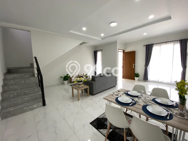 INVESTASI CERDAS! Rumah Exclusive Batununggal, Bandung, Luas Tanah 88m2m² Luas Bangunan 115m2m² INVESTASI CERDAS! Rumah Exclusive Batununggal, Bandung, Luas Tanah 88m2m² Luas Bangunan 115m2m²