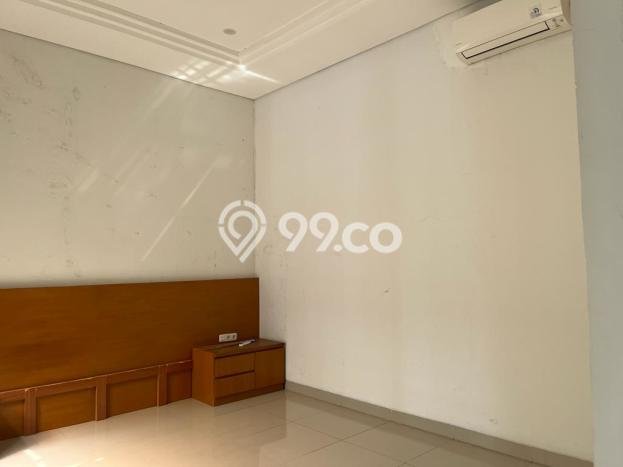 Rumah Eksklusif Siap Huni LT 180m2 di Batununggal, Bandung Rumah Eksklusif Siap Huni LT 180m2 di Batununggal, Bandung