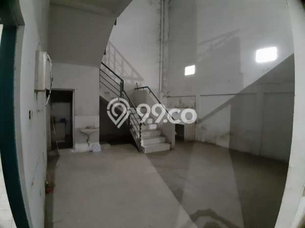 LOKASI STRATEGIS! Gudang di Kiaracondong, Luas 1000m², Kawasan Bisnis LOKASI STRATEGIS! Gudang di Kiaracondong, Luas 1000m², Kawasan Bisnis