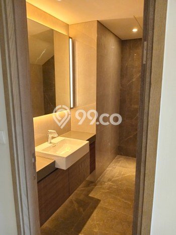 Ready to Use! Luxury House LT 276m2 Desain Elegan di BSD City Ready to Use! Luxury House LT 276m2 Desain Elegan di BSD City