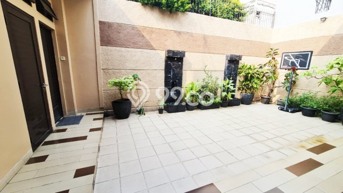 Rumah Elit LB 250m2 Siap Pakai Desain Elegan di BSD The Icon, Tangerang Rumah Elit LB 250m2 Siap Pakai Desain Elegan di BSD The Icon, Tangerang