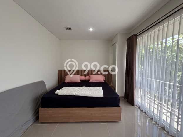 Dijual Rumah Luas Elegan Dengan View Cantik di Gading Serpong, Tangerang Dijual Rumah Luas Elegan Dengan View Cantik di Gading Serpong, Tangerang