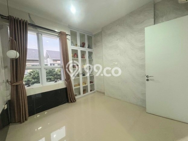Rumah Siap Pakai di Gading Serpong, Tangerang, LT 144m² Bangunan 166m² Rumah Siap Pakai di Gading Serpong, Tangerang, LT 144m² Bangunan 166m²