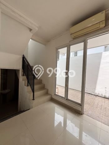 Rumah Modern 3 KT di Gading Serpong Tangerang Unfurnished Rumah Modern 3 KT di Gading Serpong Tangerang Unfurnished