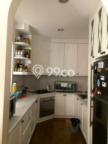 Rumah Menguntungkan di Pusat Kota Kelapa Gading, Jakarta Utara - LT 240m² Rumah Menguntungkan di Pusat Kota Kelapa Gading, Jakarta Utara - LT 240m²