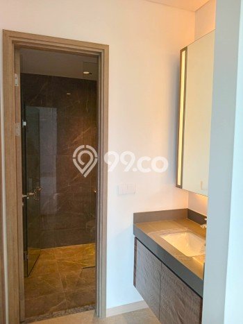 Ready to Use! Luxury House LT 276m2 Desain Elegan di BSD City Ready to Use! Luxury House LT 276m2 Desain Elegan di BSD City