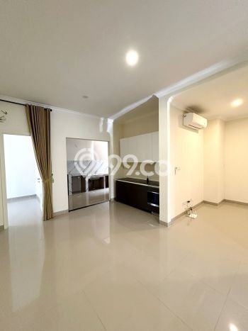 Ready to Use! Luxury House LT 184m2 Desain Modern di Gading Serpong The Spring Ready to Use! Luxury House LT 184m2 Desain Modern di Gading Serpong The Spring