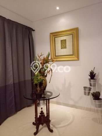 Rumah Mewah LB 210m2 Siap Pakai Desain Elegan di Pejaten, Jakarta Selatan Rumah Mewah LB 210m2 Siap Pakai Desain Elegan di Pejaten, Jakarta Selatan