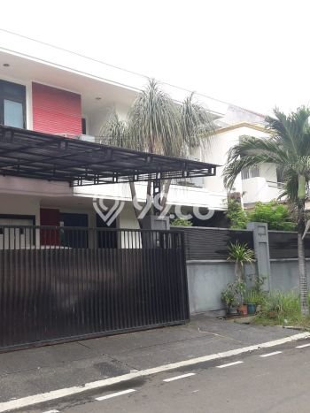 Rumah Luxury Modern Siap Huni di Puri Indah Jakarta Barat Rumah Luxury Modern Siap Huni di Puri Indah Jakarta Barat